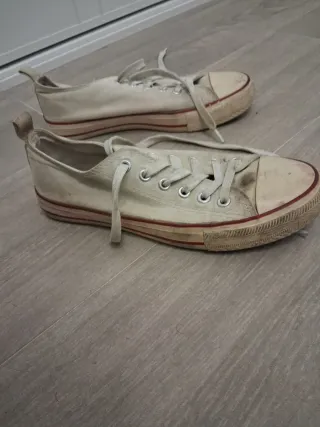 Zapatillas estilo Converse blancas