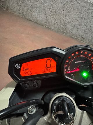 Yamaha XJ6 limitada A2