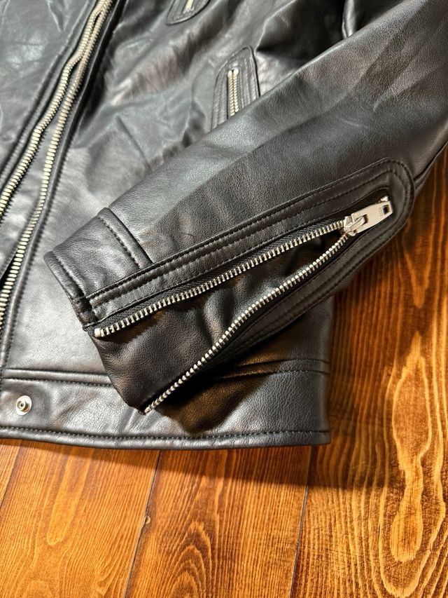 Chaqueta de cuero Zara negra