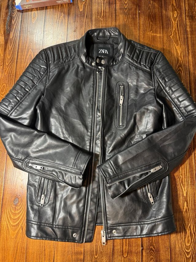 Chaqueta de cuero Zara negra