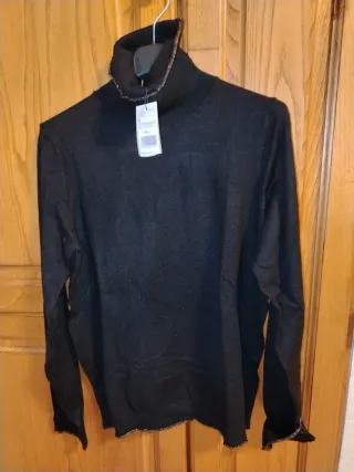 Golf donna nero collo alto,polsini e collo glitter