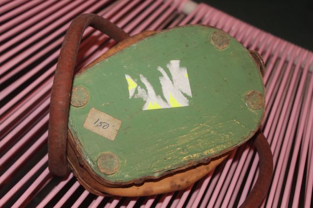 Fuelle antiguo posiblemente de joyeria