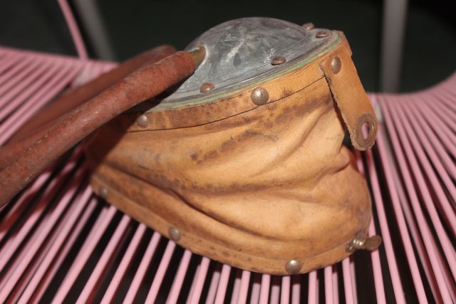 Fuelle antiguo posiblemente de joyeria