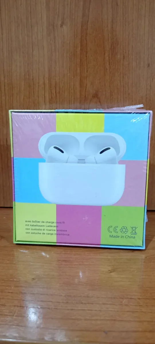 Auriculares inalámbricos blancos