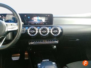 Mercedes CLA CLA 220 D DCT Shooting Brake