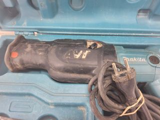 sierra sable makita jr3070ct