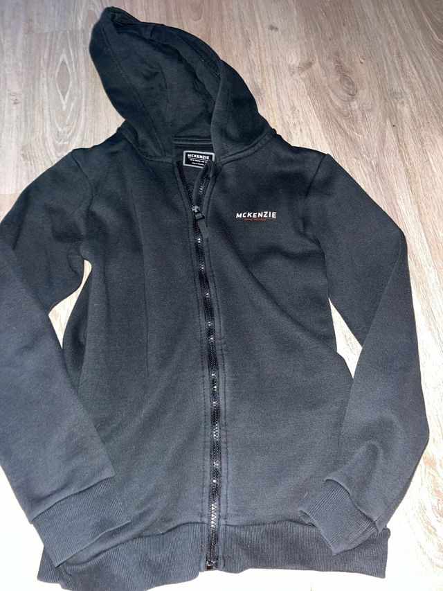 Chaqueta McKenzie Negra con Cremallera