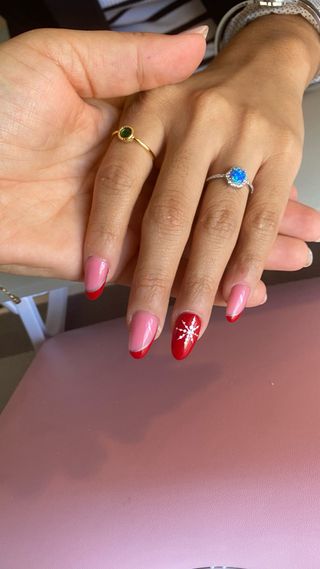 Uñas de gel / Uñas con tips – Servicio profesion