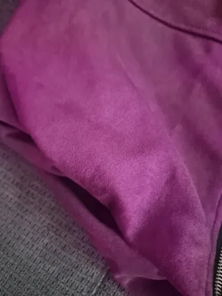 Chaleco buganvilla antelina abullonado