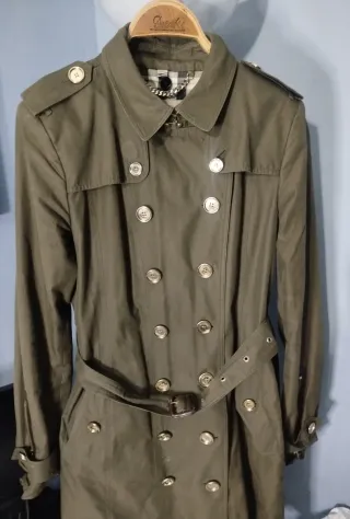 Gabardina Burberry Verde with chaleco