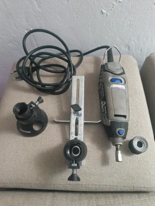 Dremel 3000 con accesorios
