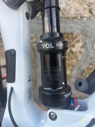 BMC Agonist 02 Carbono Doble Suspensión