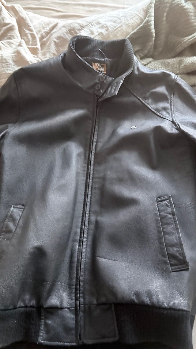 Cazadora Piel Volcom Talla L