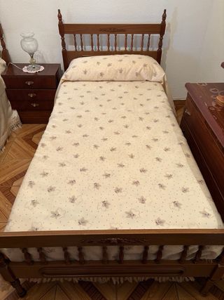 2 Camas de 90 cm madera