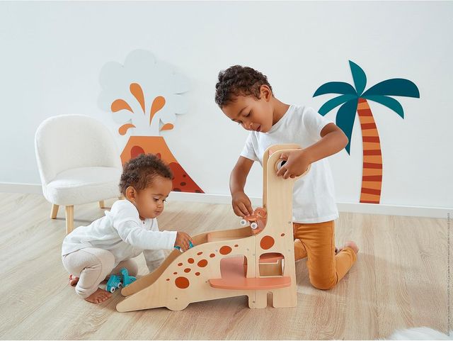 Garaje Janod Dinosaurio Diplodocus