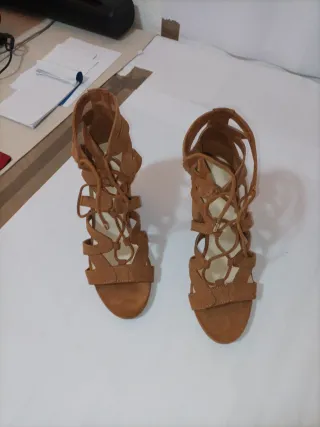 Set 2 paia scarpe tacco 38