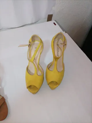 Set 2 paia scarpe tacco 38