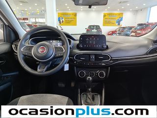 Fiat Tipo 1.5 Hybrid Cross DCT 97 kW (130 CV)