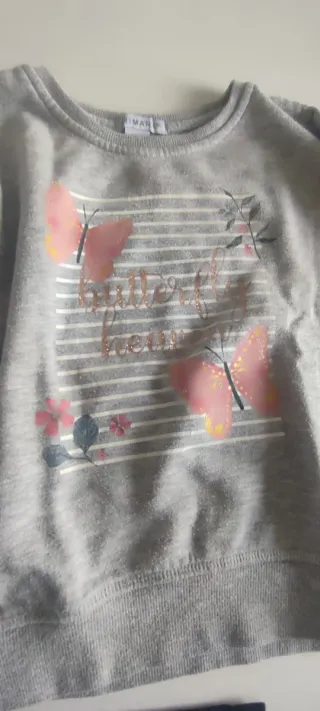 Set bambina maglia e pantaloni