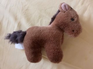 Cavallino peluche marrone
