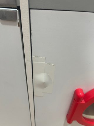Cocinita de madera y accesorios