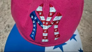 Gorra NY Roja y Azul Estrellas