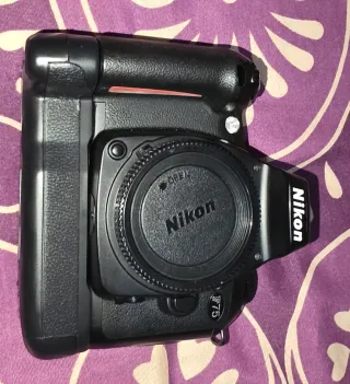Nikon F75 corpo macchina fotografica