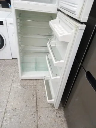 Nevera Liebherr 1.57cm garantía + entrega