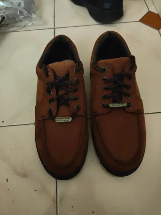 Zapatos Marrones Impermeables