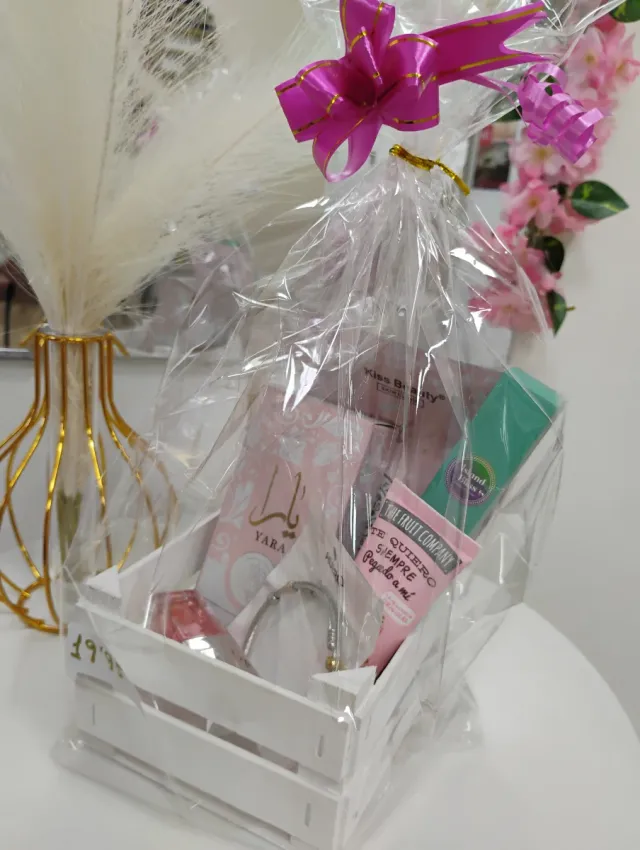 Kit Cuidado Personal Rosa y Blanco