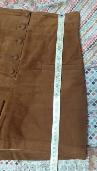 Pantaloncini scamosciati marroni
