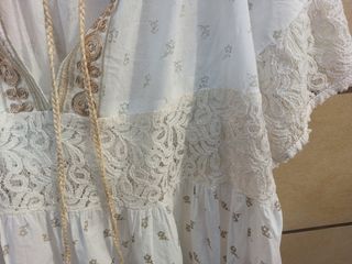 Blusa Ibicenca boho chic hippie bordada con encaje