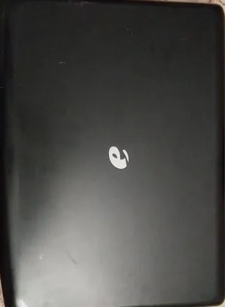 Ordenador portátil eMachines E520 Negro