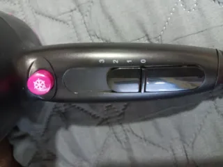 Secador de pelo NALK&REY negro y rosa