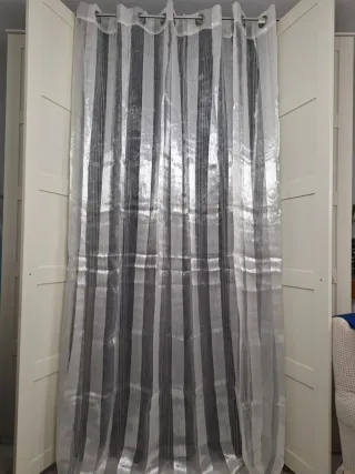 Tende in tessuto di organza trasparente con righe verticali