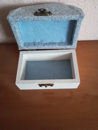 Caja de madera alfiletero/acerico, hecho a mano