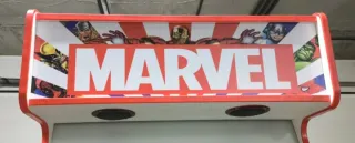 Máquina Arcade tipo Bartop con Pie