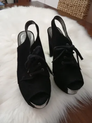 Zapatos tacón plataforma negros