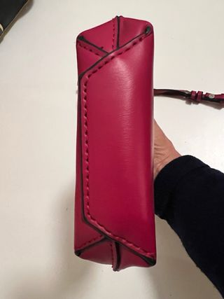 Piccola tracolla in pelle rossa