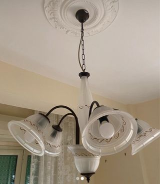 Lampadario in vetro e metallo