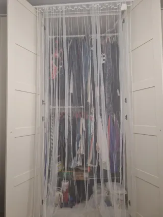 Una Cortina de red Ikea Lill   Una pata o hoja med