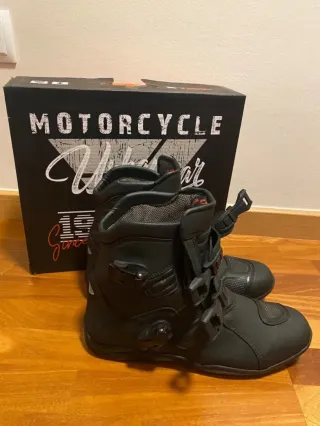 Botas de Moto T47 Negras