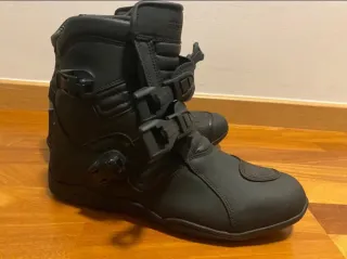 Botas de Moto T47 Negras