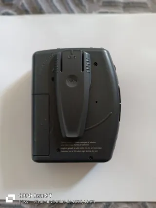 Walkman Philips AGK581 Radio Cassette DBB