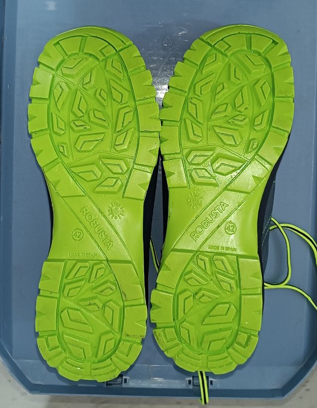 Botas de seguridad ROBUSTA T42 Nuevas