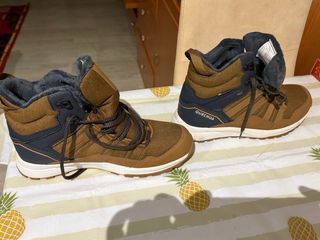 Botas Quechua Gore-Tex nuevas