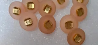 Lote 15 botones- 9 colores