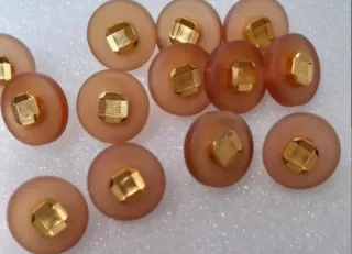 Lote 15 botones- 9 colores