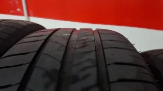 Llantas 16'' BMW F20 con neumáticos Michelín.