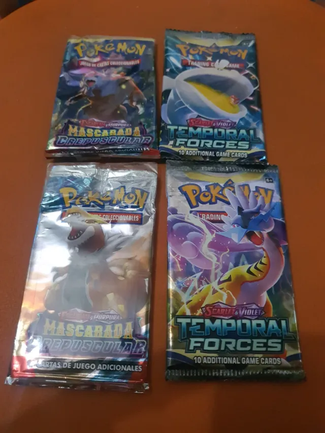 4 bustine Pokémon Mascherata Crepuscolare e Forze Temporali